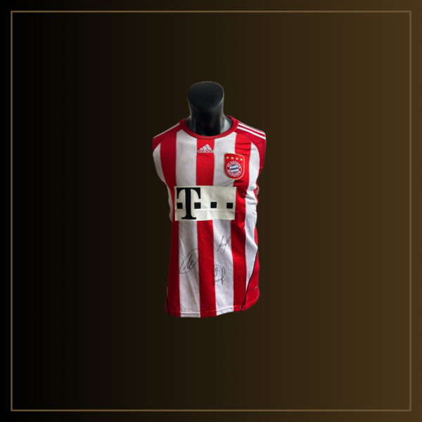 Thomas Müller, Arjen Robben, Franck Ribéry Signiertes Bayern München 2010-11 Heimtrikot